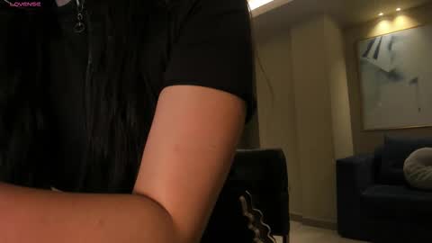 Esmeralda Grace  online show from 10.19.25