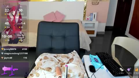 ESMERALDA online show from 03.08.25