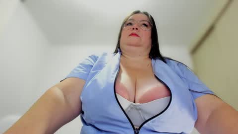 Esmeralda online show from 12.23.24