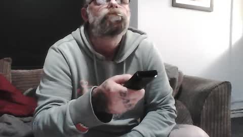 dont ask to pm me your probably fake online show from 01.05.25