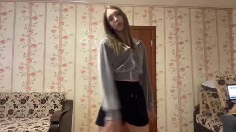 Kate online show from 12.21.25