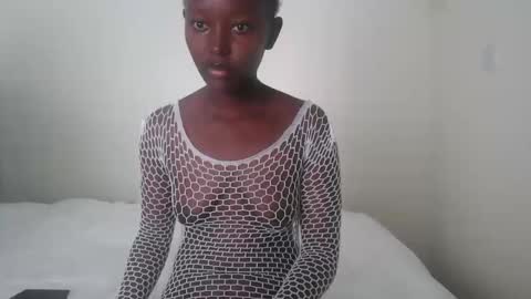 essypetite online show from 11.18.25