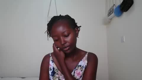 essypetite online show from 11.25.25