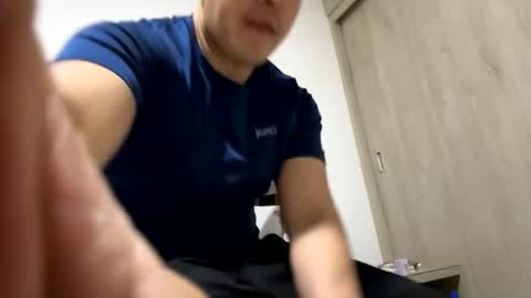 esteban121222 online show from 10.02.25