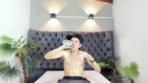 ESTEBAN online show from 01.07.26