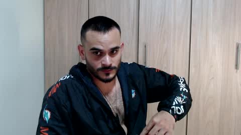 Snapshot of esteban_fer chatting on 02.11.25 Esteban Fernandez online show from 02.11.25