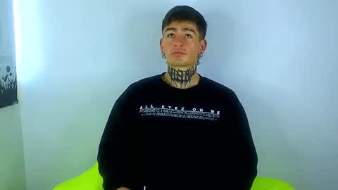 Esteban independent model online show from 03.10.25