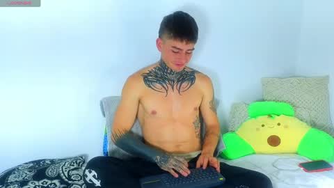 Esteban independent model online show from 05.18.26