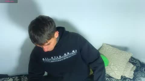 Esteban independent model online show from 07.04.26