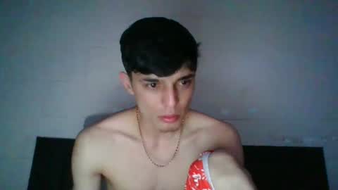 Snapshot of estebankit0 chatting on 01.24.25 estebankit0 online show from 01.24.25