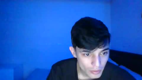 Snapshot of estebankit0 chatting on 01.25.25 estebankit0 online show from 01.25.25