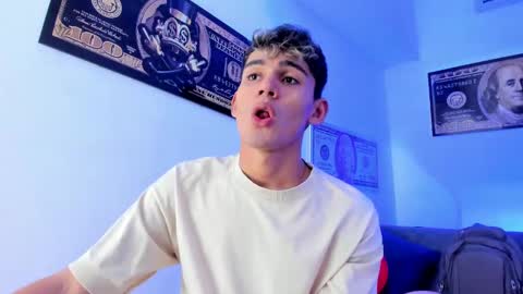 Esteban online show from 12.02.24