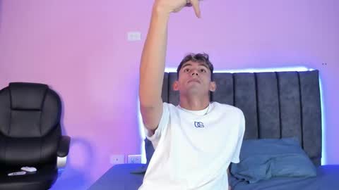 Esteban online show from 12.20.24