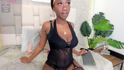 estefany online show from 01.16.25