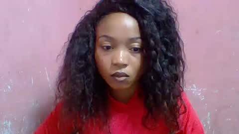 estelah20 online show from 10.20.25