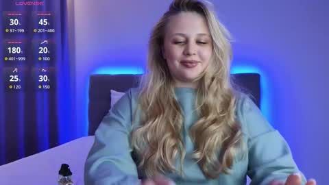 Estella online show from 10.04.25