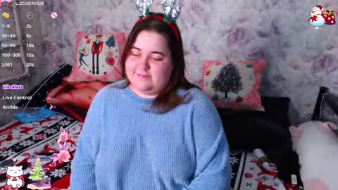estelle_hicks online show from 12.27.24