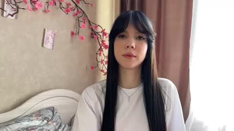 estellezdebski online show from 06.26.26