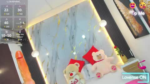 Snapshot of estephany_doll chatting on 02.23.25 Estephany online show from 02.23.25