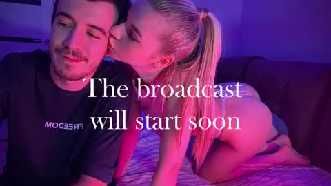 Snapshot of ester_vixen chatting on 11.17.25 Ester online show from 11.17.25