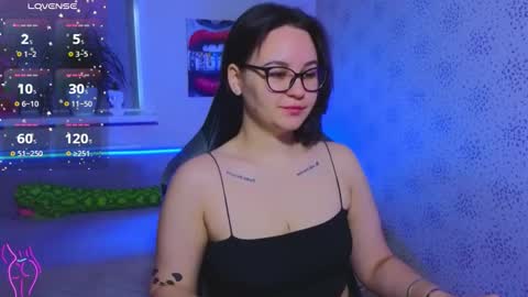 EsterPlayful online show from 10.25.25