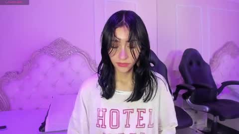   online show from 04.08.26