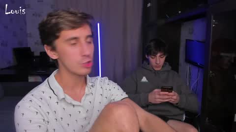 LOUIS online show from 12.15.24