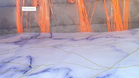 Estrella online show from 10.17.25