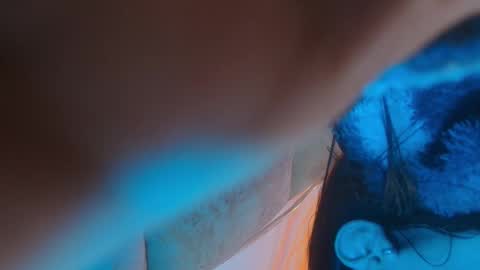 Estrella online show from 10.25.25