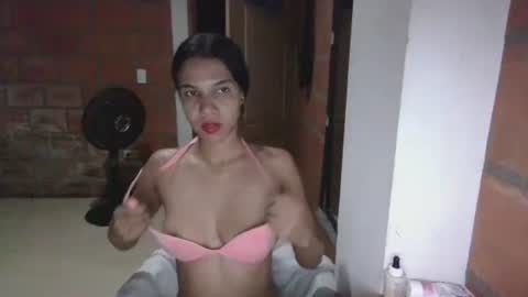 Snapshot of estrellaafugaz chatting on 02.22.25 Gobernante online show from 02.22.25