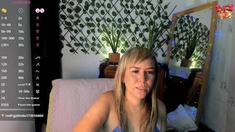 Snapshot of estrellah__ chatting on 12.08.24 - E S T R E L L A M I L F - online show from 12.08.24