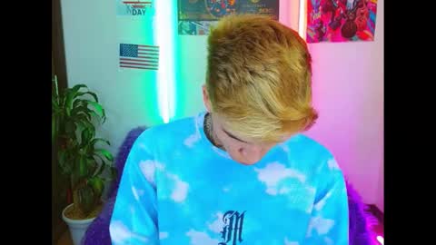 Snapshot of estrellita__jordan chatting on 01.18.25 JORDAN online show from 01.18.25