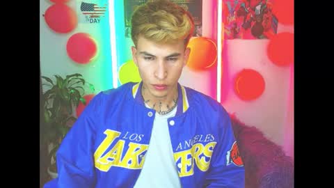 Snapshot of estrellita__jordan chatting on 02.22.25 JORDAN online show from 02.22.25