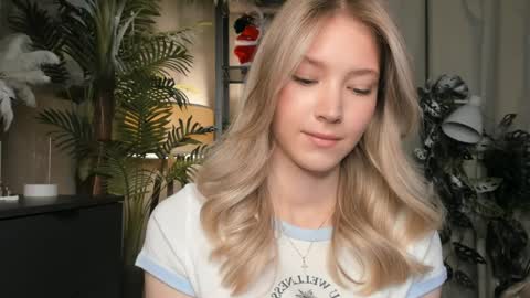 Natalie online show from 04.11.26