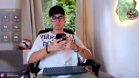 etham_wolf1 online show from 07.04.26