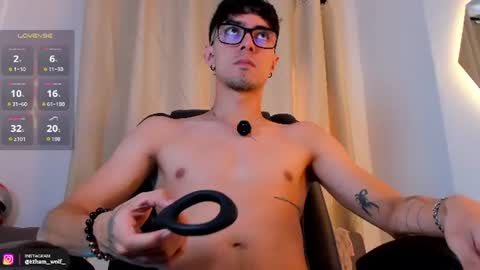 etham_wolf1 online show from 07.17.26