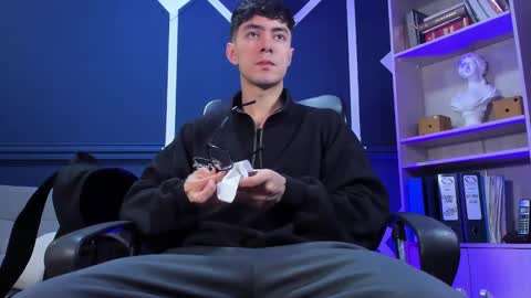 Etham online show from 09.09.25