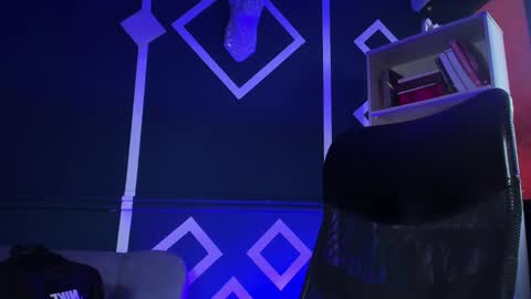 Etham online show from 09.26.25