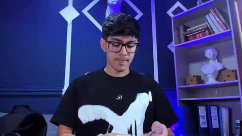 Etham online show from 10.02.25