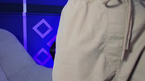 Etham online show from 10.08.25