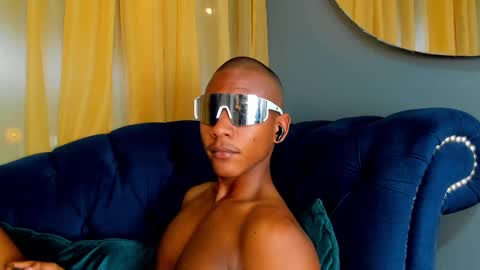 King Ethan online show from 03.07.25