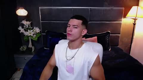 Snapshot of ethan_rodgers chatting on 10.18.25 ETHAN RODGERS online show from 10.18.25