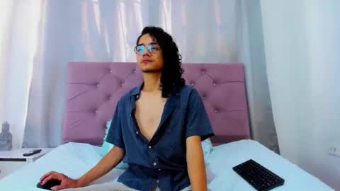 ethanblackwoodd online show from 01.08.26