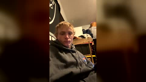 Snapshot of ethanbmx2001 chatting on 04.27.26 ethanbmx2001 online show from 04.27.26