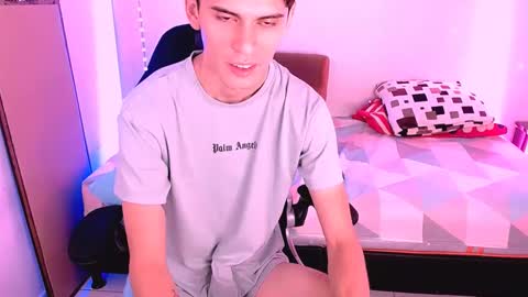 Snapshot of ethancoleeman chatting on 09.09.25 EthanColeeman online show from 09.09.25