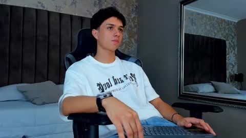 ethanlowell online show from 11.18.25