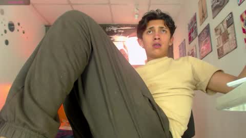 Snapshot of ethann1_ chatting on 10.25.25 ETHAN online show from 10.25.25