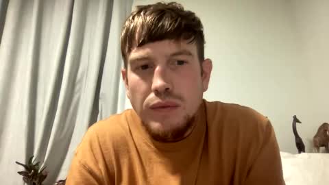 Snapshot of etphonehome369 chatting on 10.08.25 etphonehome369 online show from 10.08.25