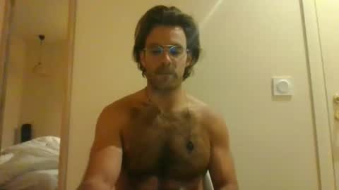 Snapshot of eufrane chatting on 10.22.25 eufrane online show from 10.22.25