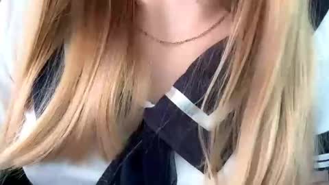 Snapshot of eugenakhouri chatting on 10.03.25 Lana online show from 10.03.25